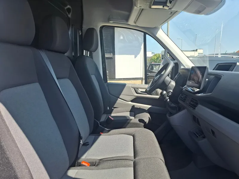 volkswagen crafter 2.0 tdi*140ks*klima*park.kamera* - slika 12