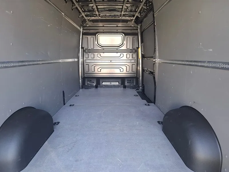 volkswagen crafter 2.0 tdi*140ks*klima*park.kamera* - slika 8