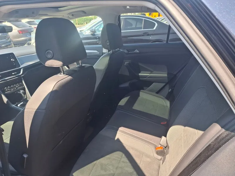 volkswagen t-roc 2.0 tdi*150ks*klima*navigacija* - slika 11
