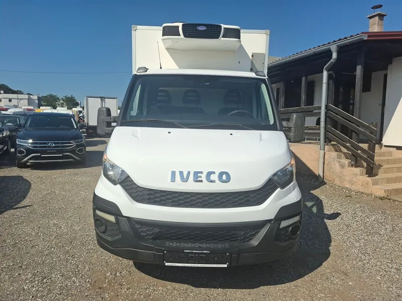 iveco daily 2.3 d*hladnjača*priključak za struju*utovarna rampa* - slika 2