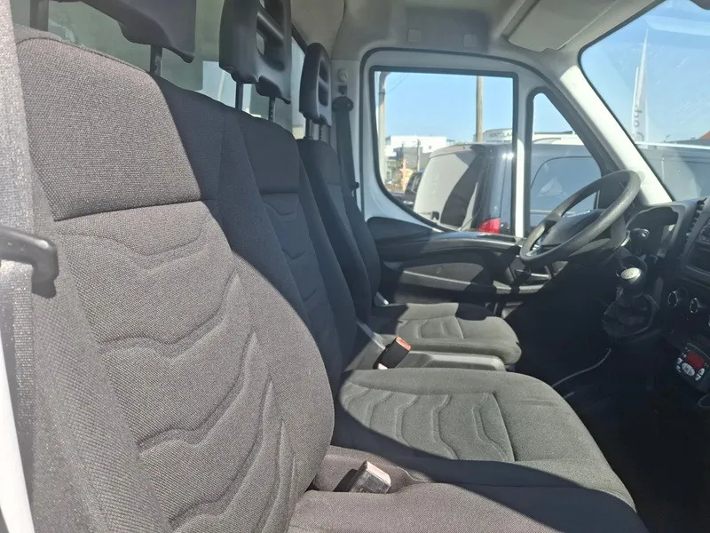 iveco daily 2.3 d*hladnjača*priključak za struju*utovarna rampa* - slika 9