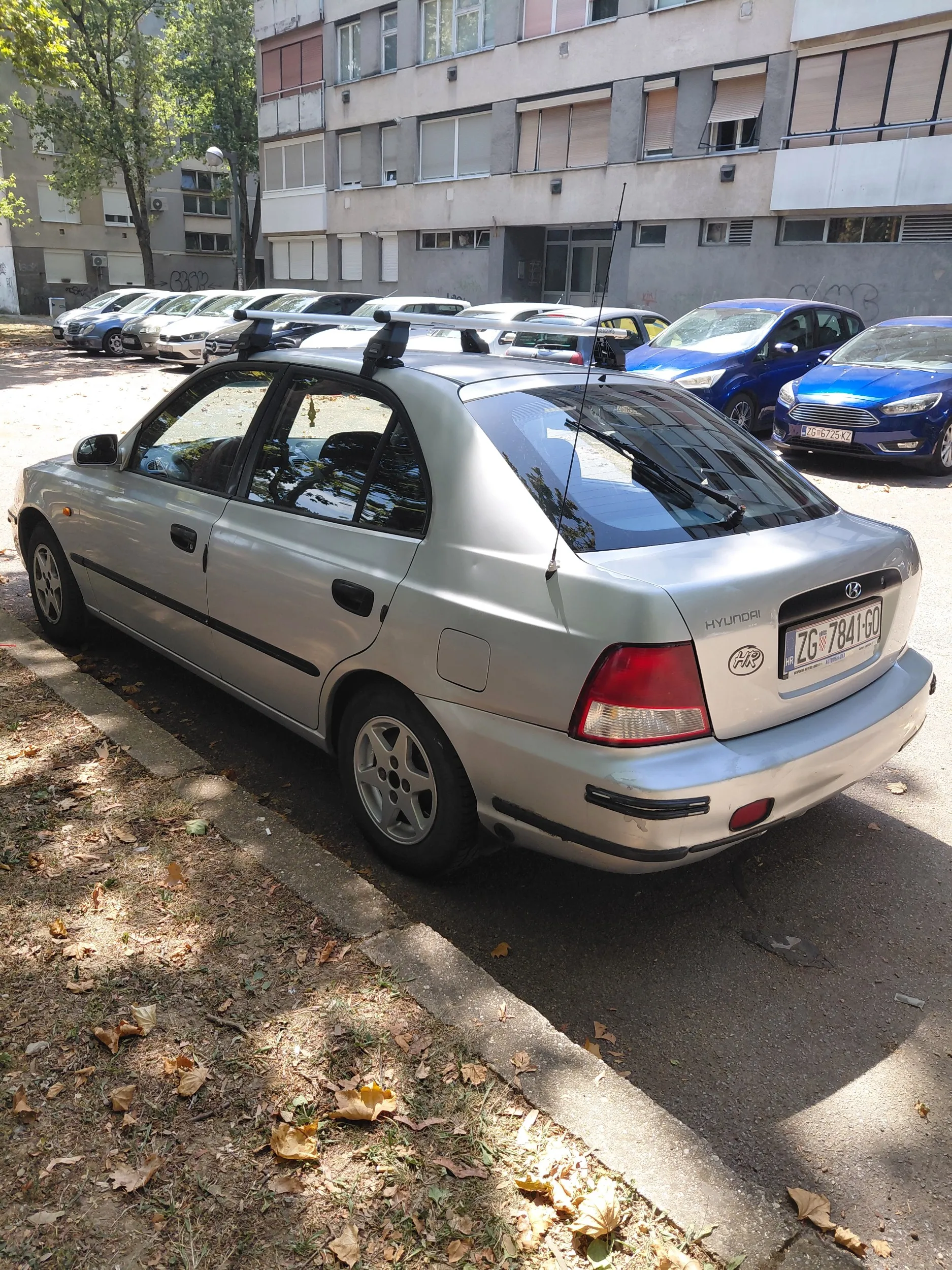 hyundai accent 2000g,plin,prodajem - slika 3