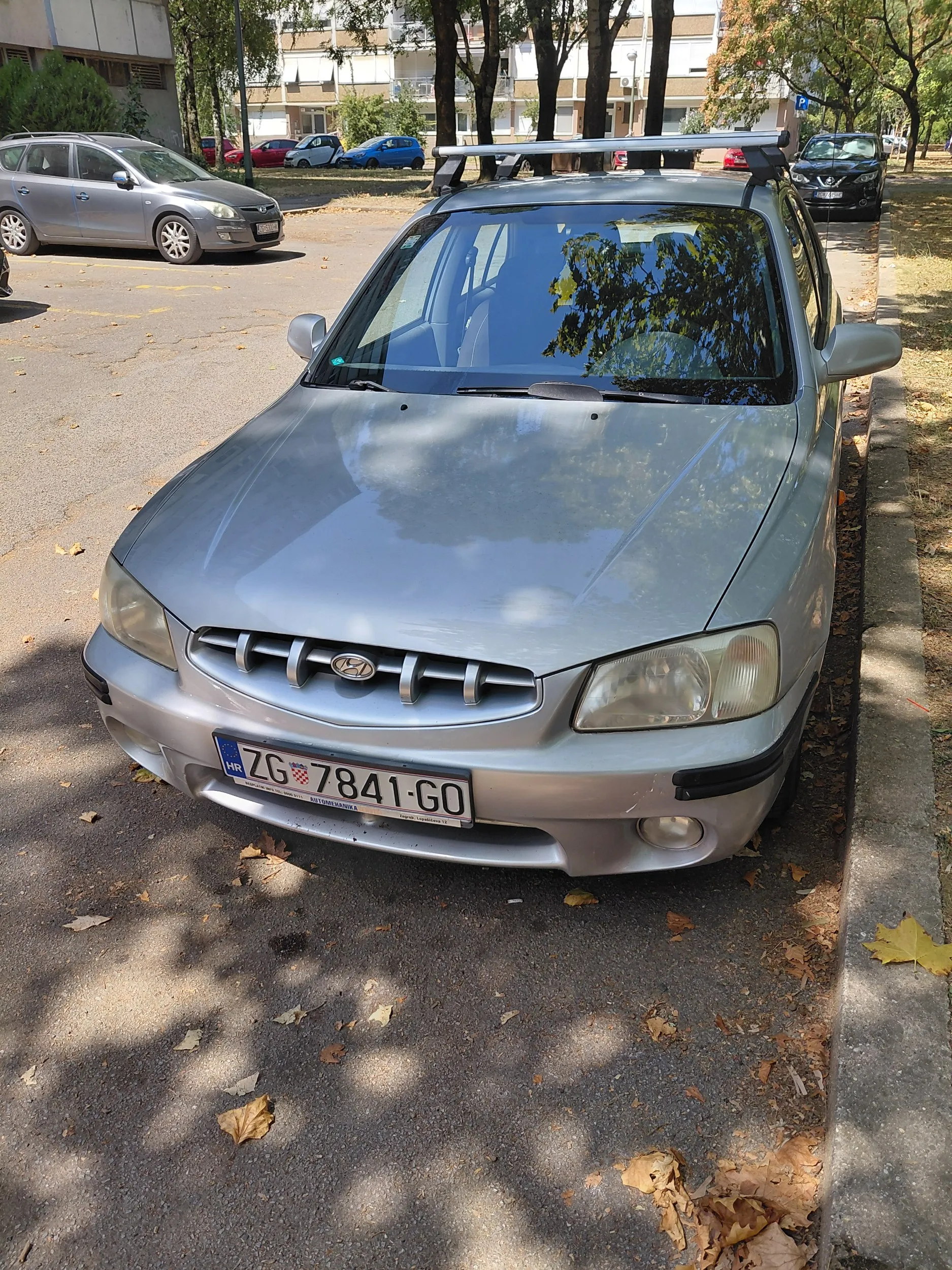hyundai accent 2000g,plin,prodajem - slika 2