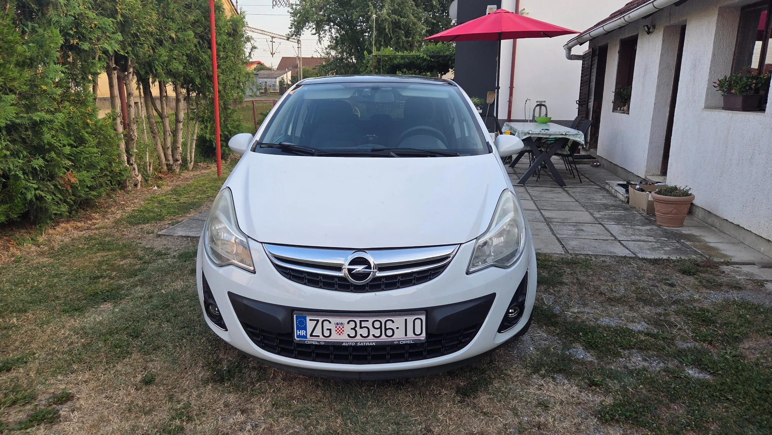 opel corsa, 1.2 63 kw, 2012.g reg. do 2/27 - slika 21