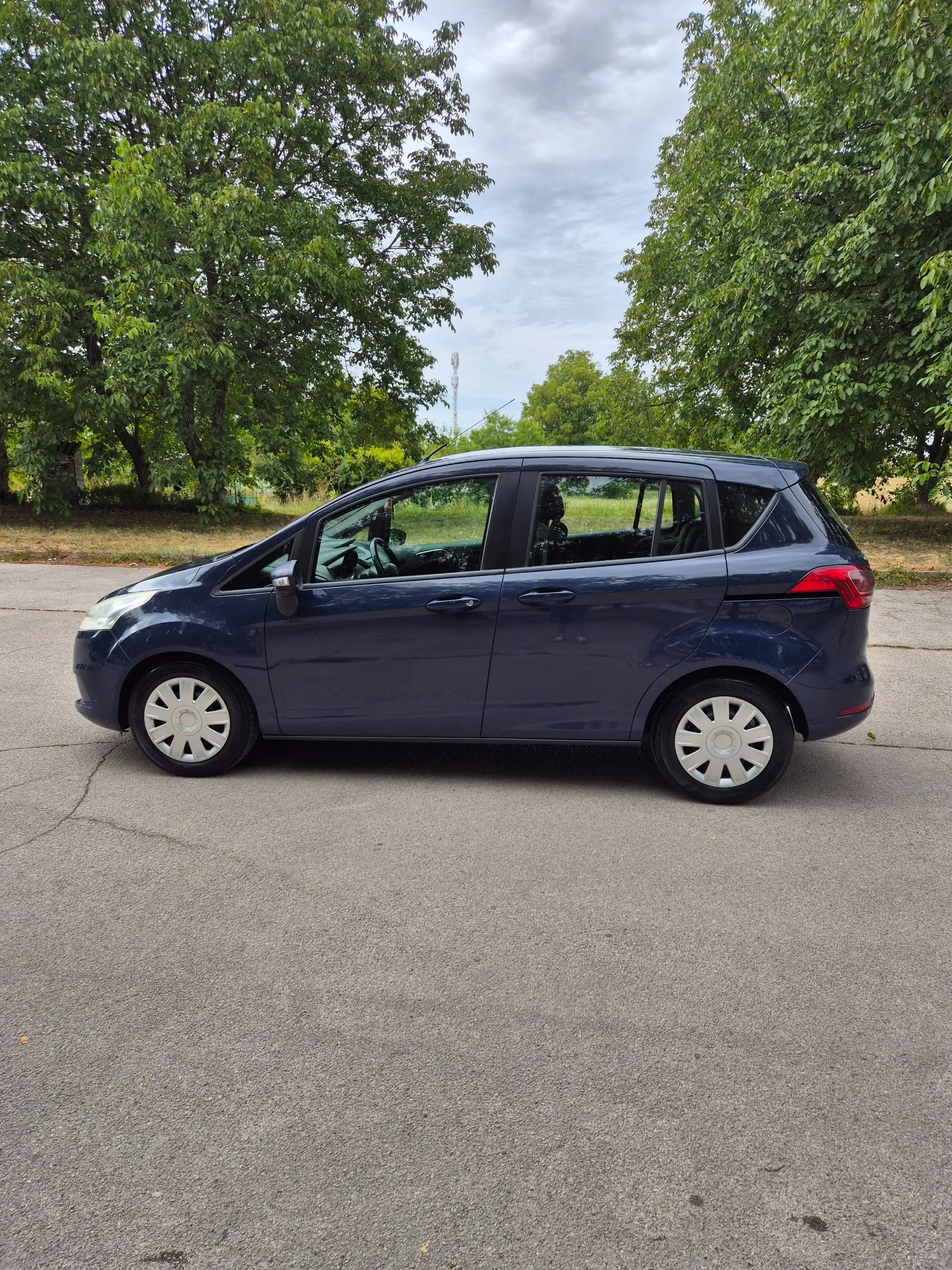 ford b-max 2014. god.1.5 tdci diesel, 55 kw. - slika 2
