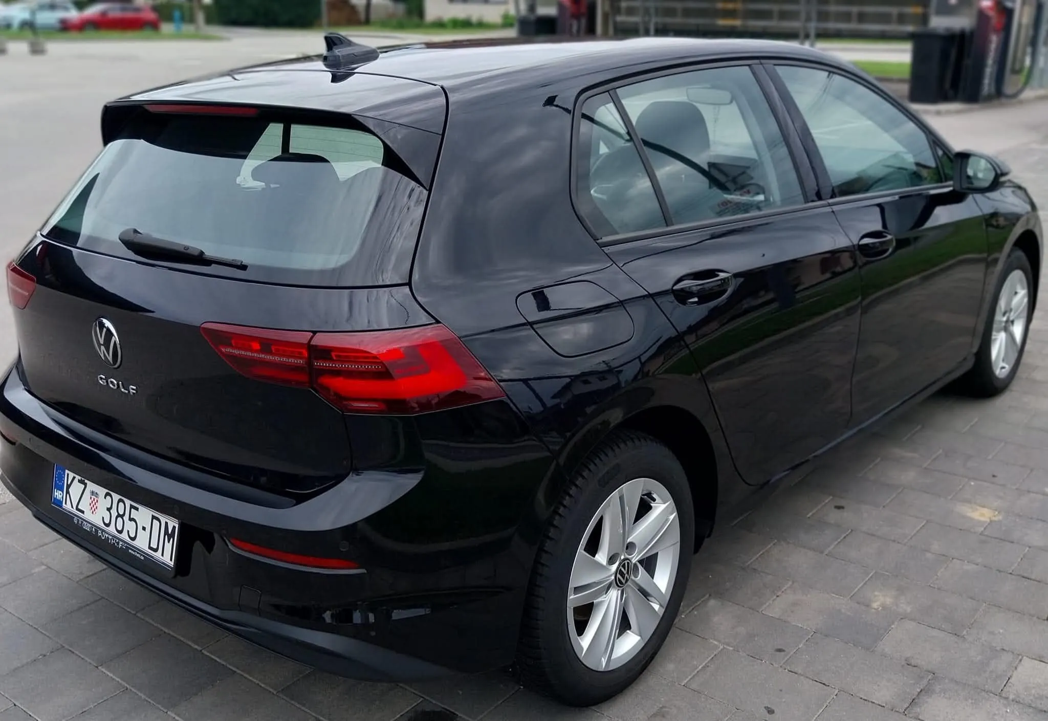 vw golf 8 2.0 tdi, 2020 god. - slika 6