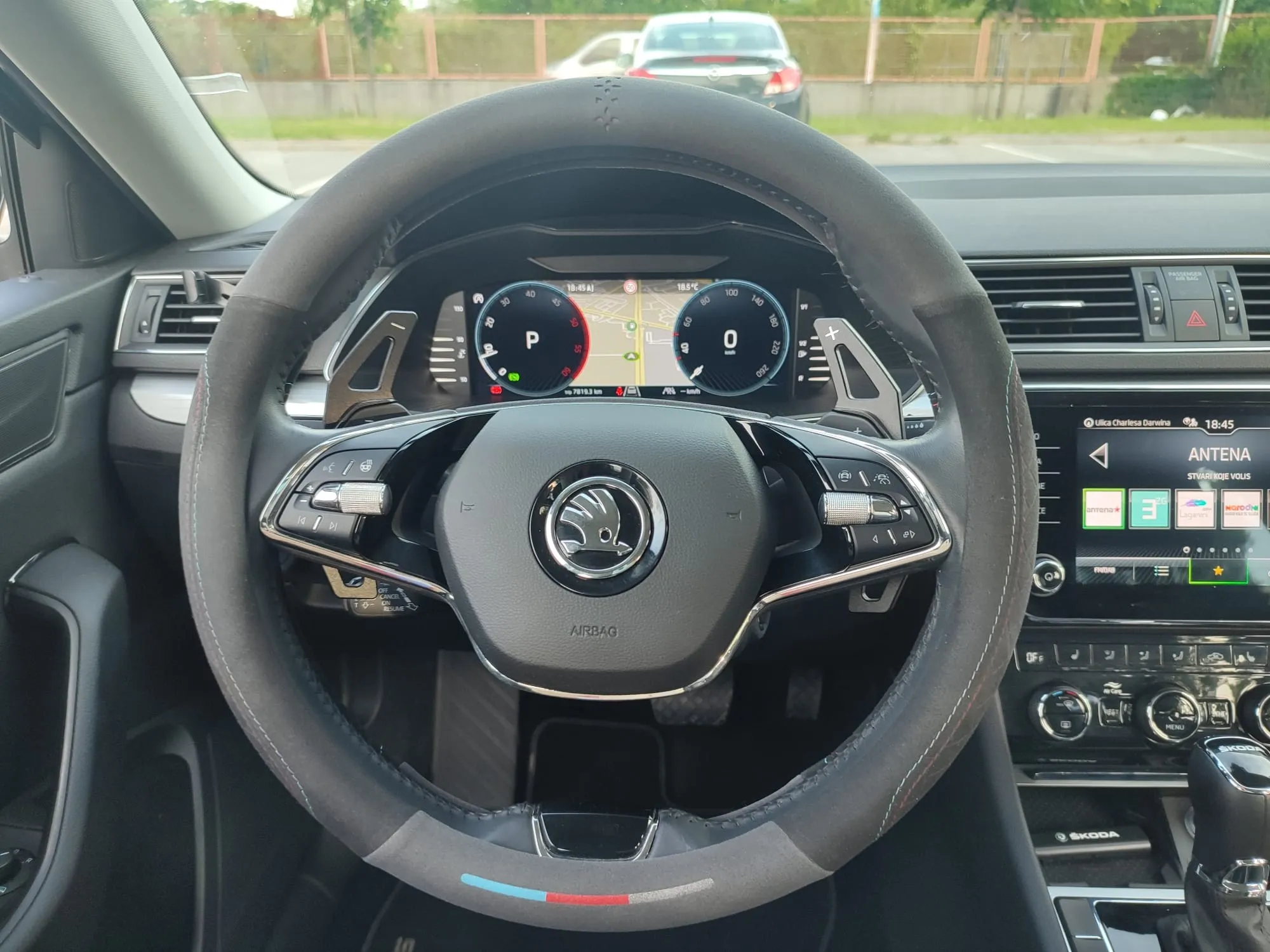 škoda superb 2023 | 2 seta alu felgi+ljetne i zimske gume | top stanje - slika 20