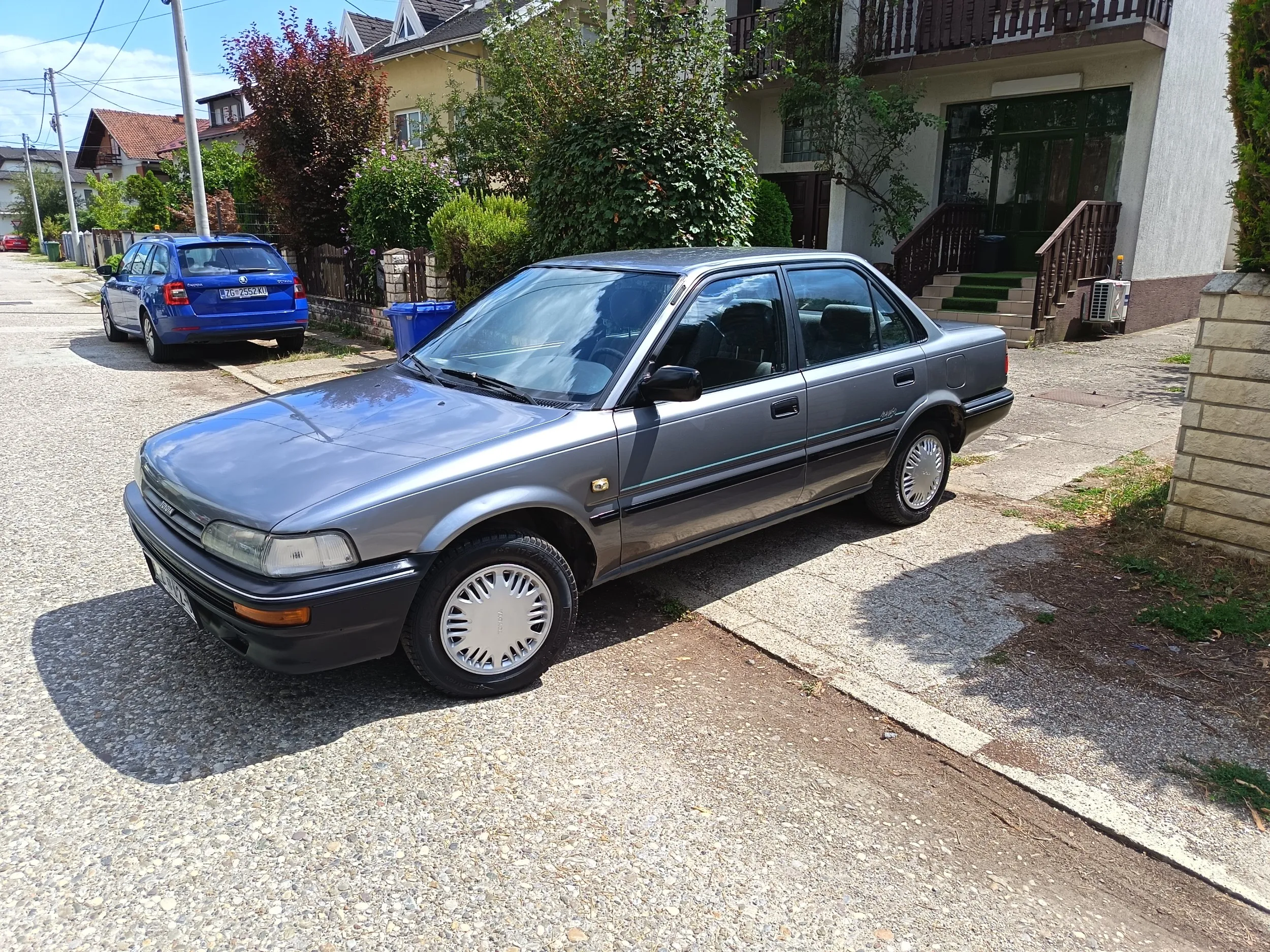 toyota corolla 1.3 12v - slika 14