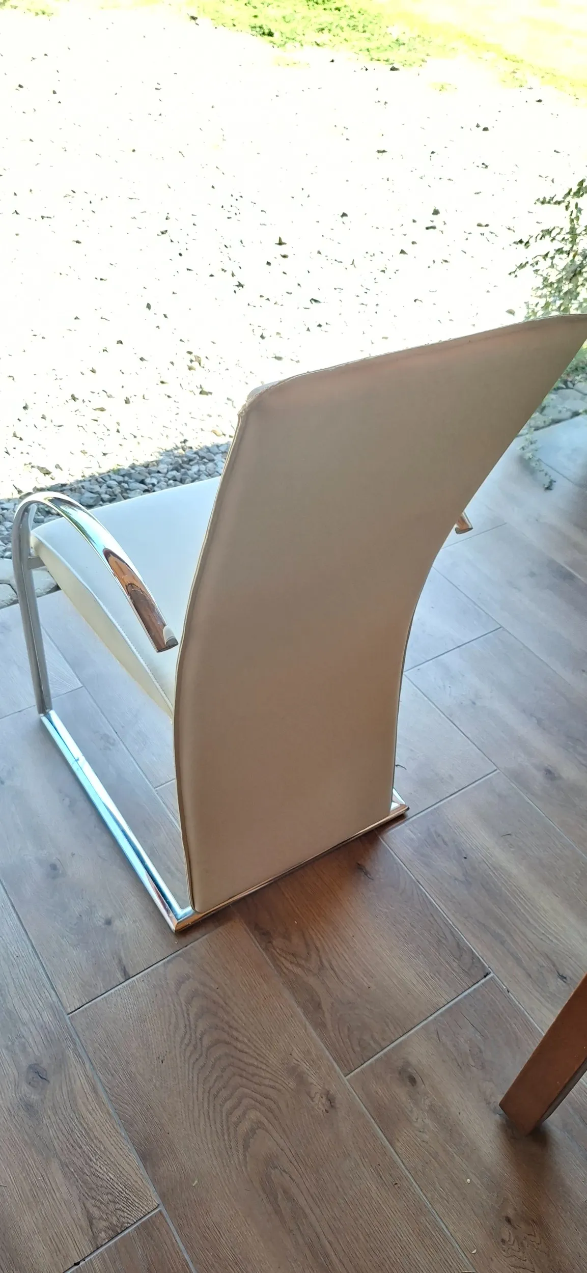 set od 5 stolica - slika 6