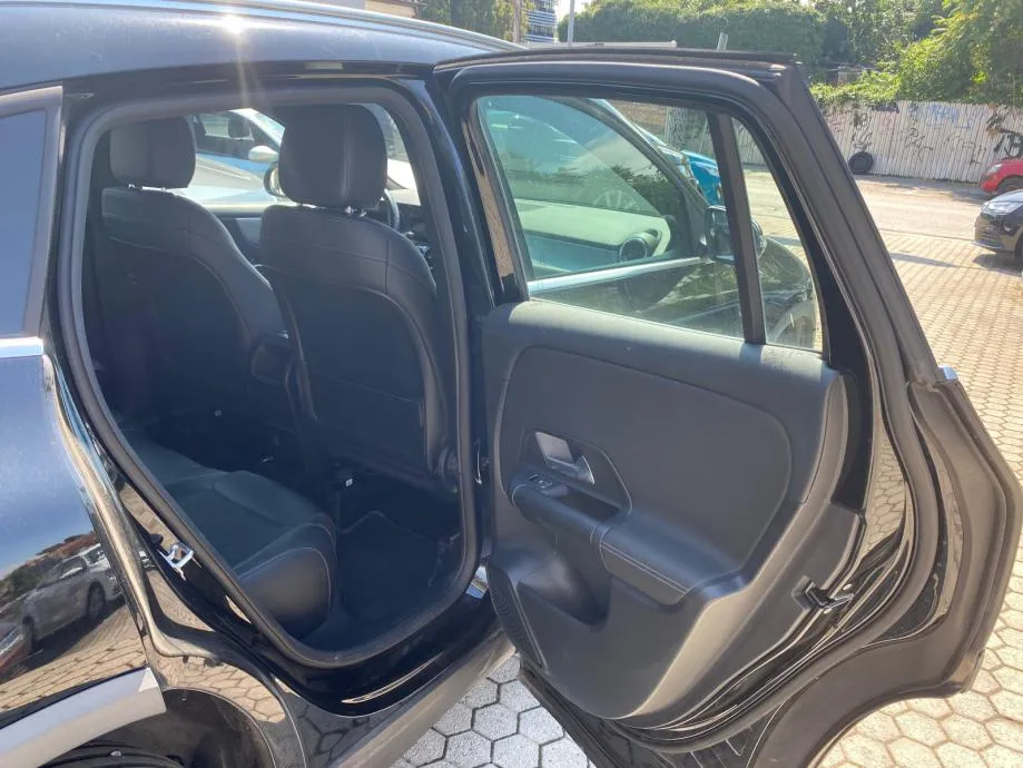 mercedes-benz gla 200d 4matic 4xgarancija - slika 20