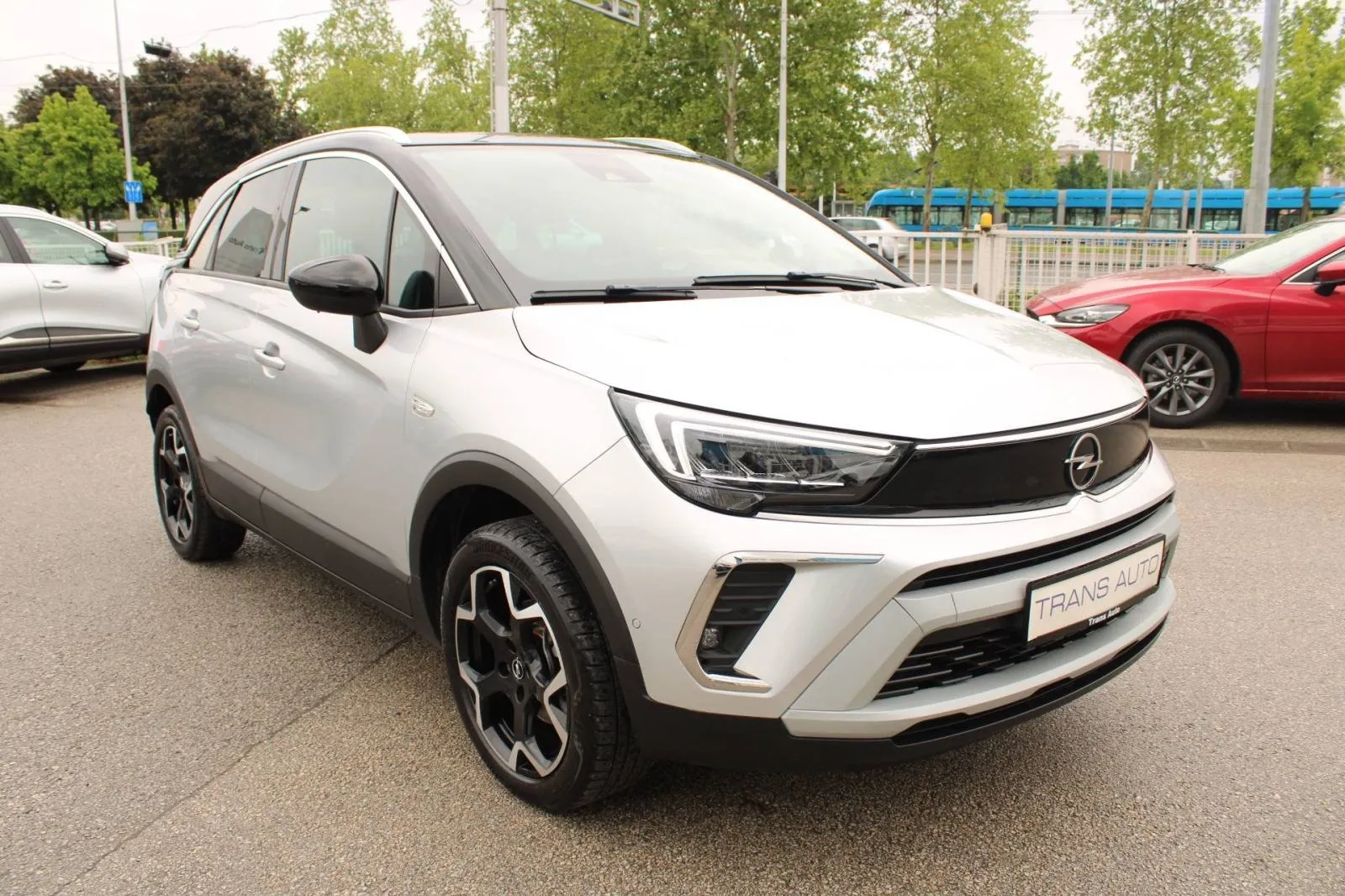 opel crossland 1.2 turbo ultimate *led, navigacija, kamera* - slika 3