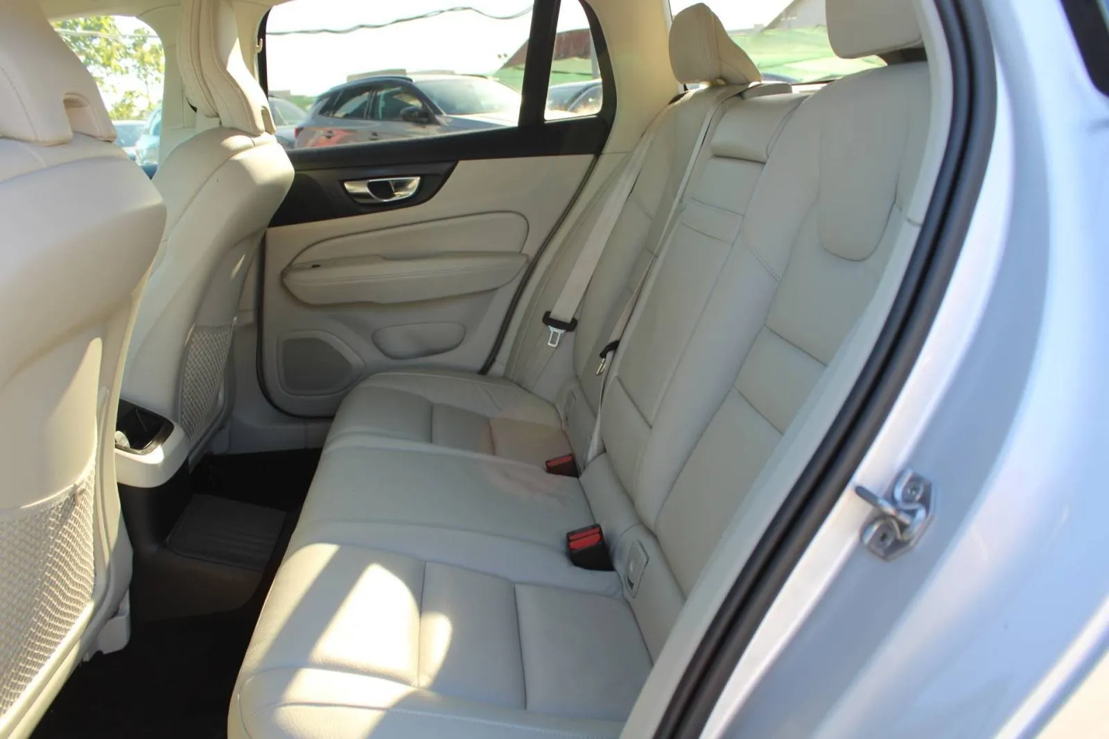 volvo v60 t6 awd recharge inscription *led, navigacija, kamera* - slika 11