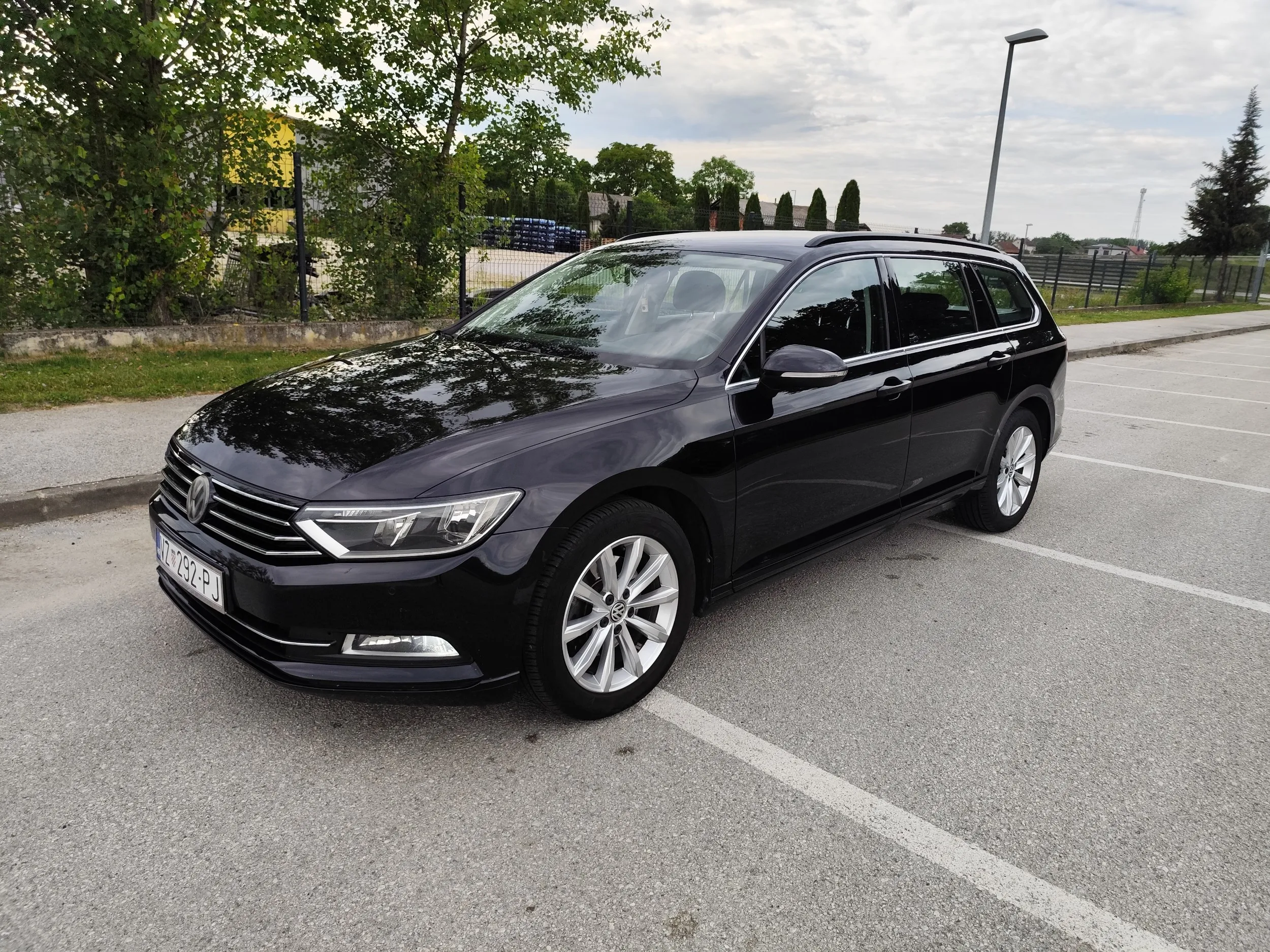 vw passat variant 1,6tdi bluemotion - slika 8