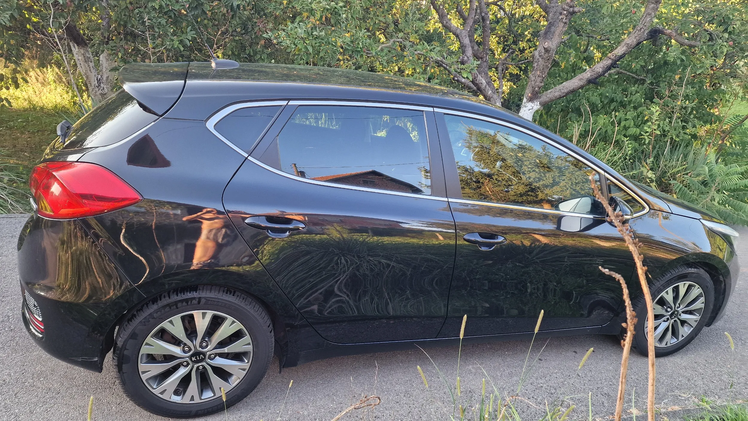 kia ceed 1.6 crdi - slika 2