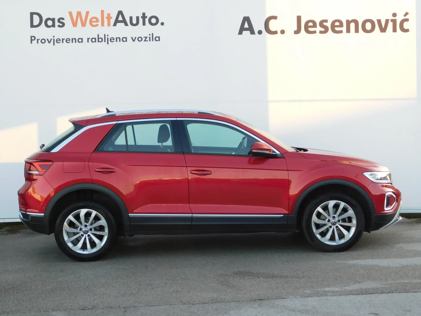 10582 volkswagen t-roc 1.0 tsi style - slika 4