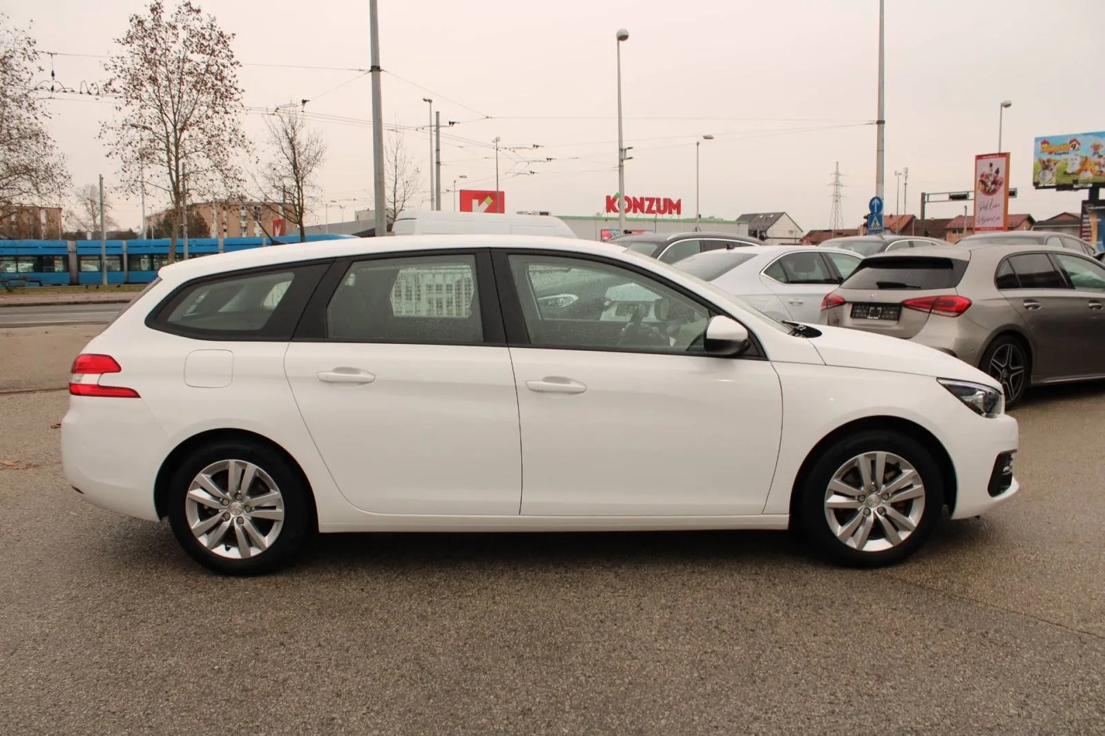 peugeot 308 sw 1.5 hdi *navigacija* - slika 6