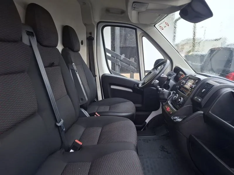 peugeot boxer 2.2 hdi*140ks*klima*navigacija*l4h2*park.kamera* - slika 13