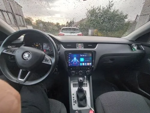 skoda octavia 3 original android carplay multimedija kamera navigacija - slika 2