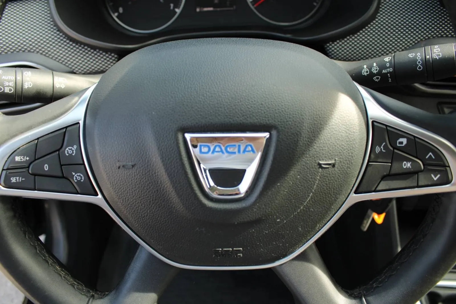 dacia sandero stepway 1.0 tce - slika 15