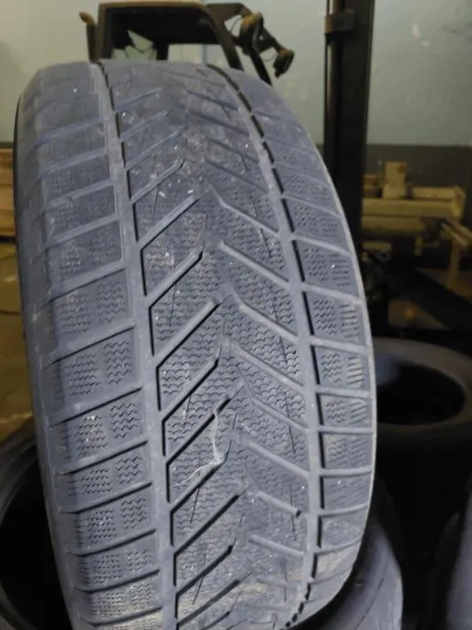 gume zimske vredestein 285/40/22 4 kom i ljetne continental 8 komada - slika 10