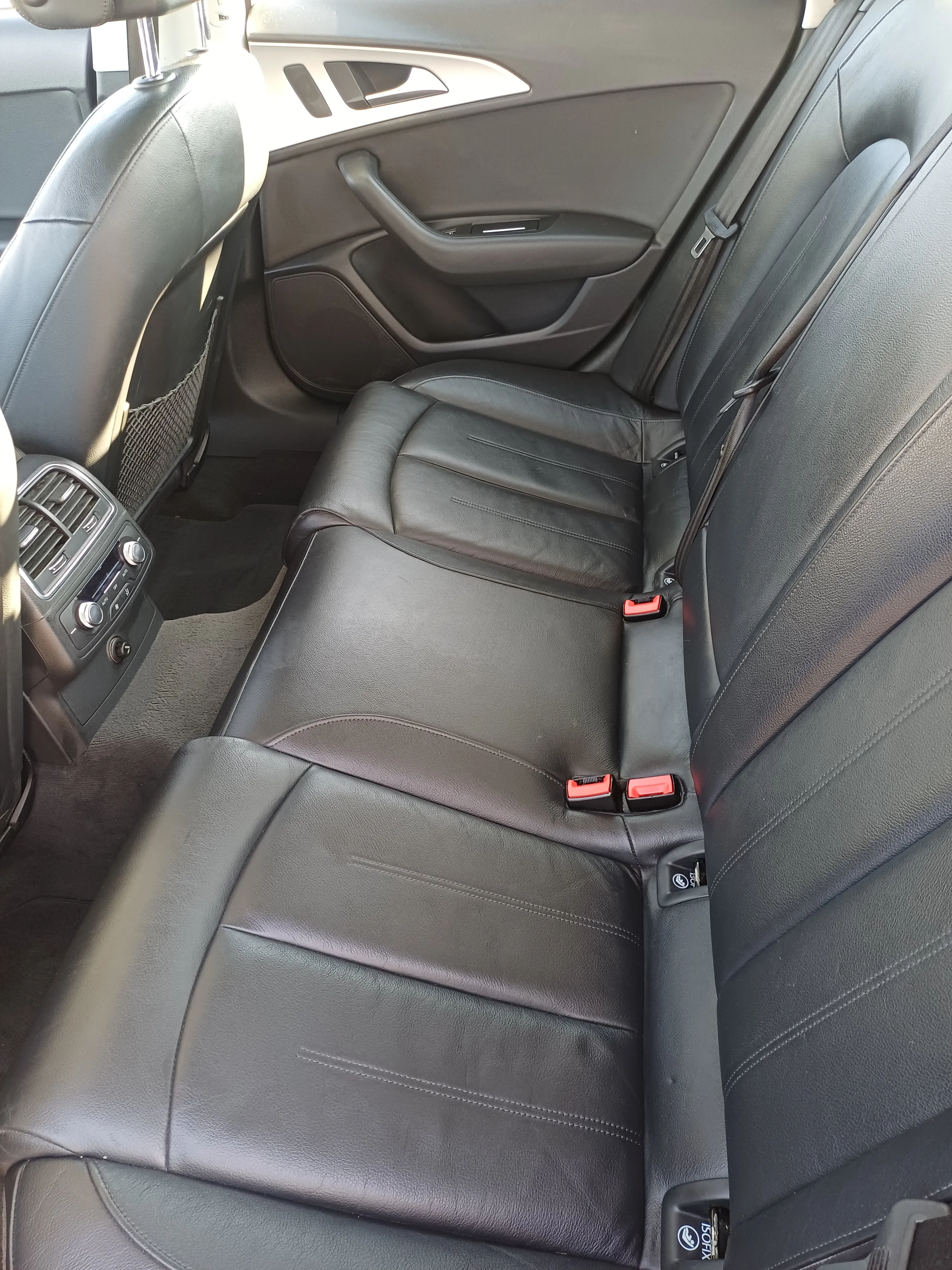 prodaje se audi a6 ultra 2.0.tdi 140kw prvi vlasnik - slika 13