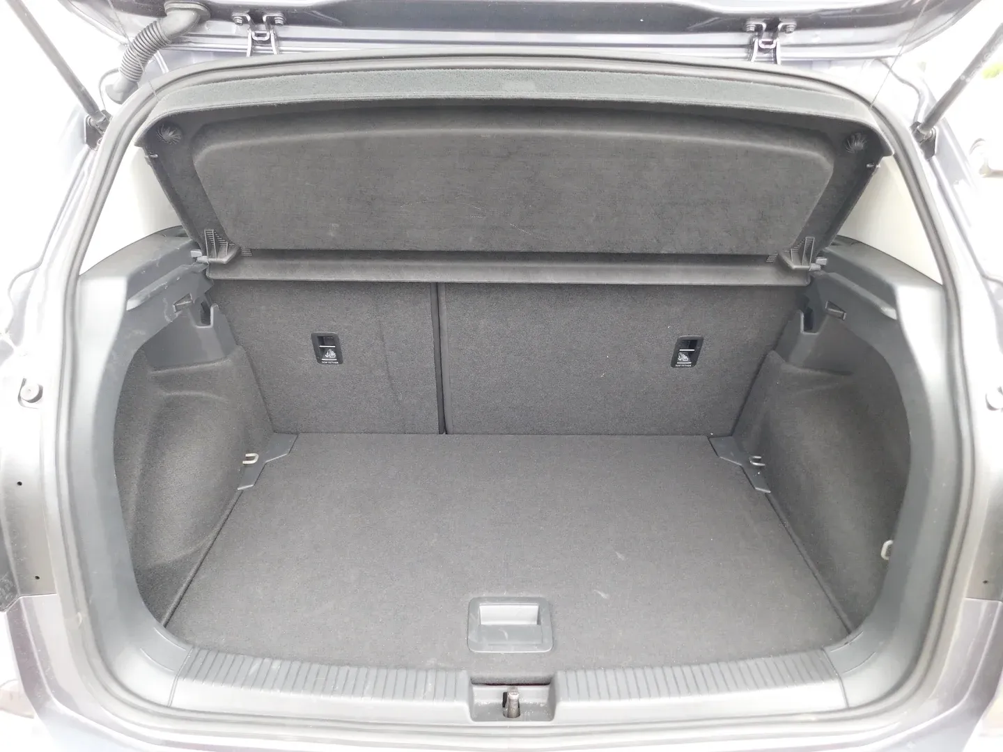 10242 volkswagen t-cross 1.0 tsi life - slika 14