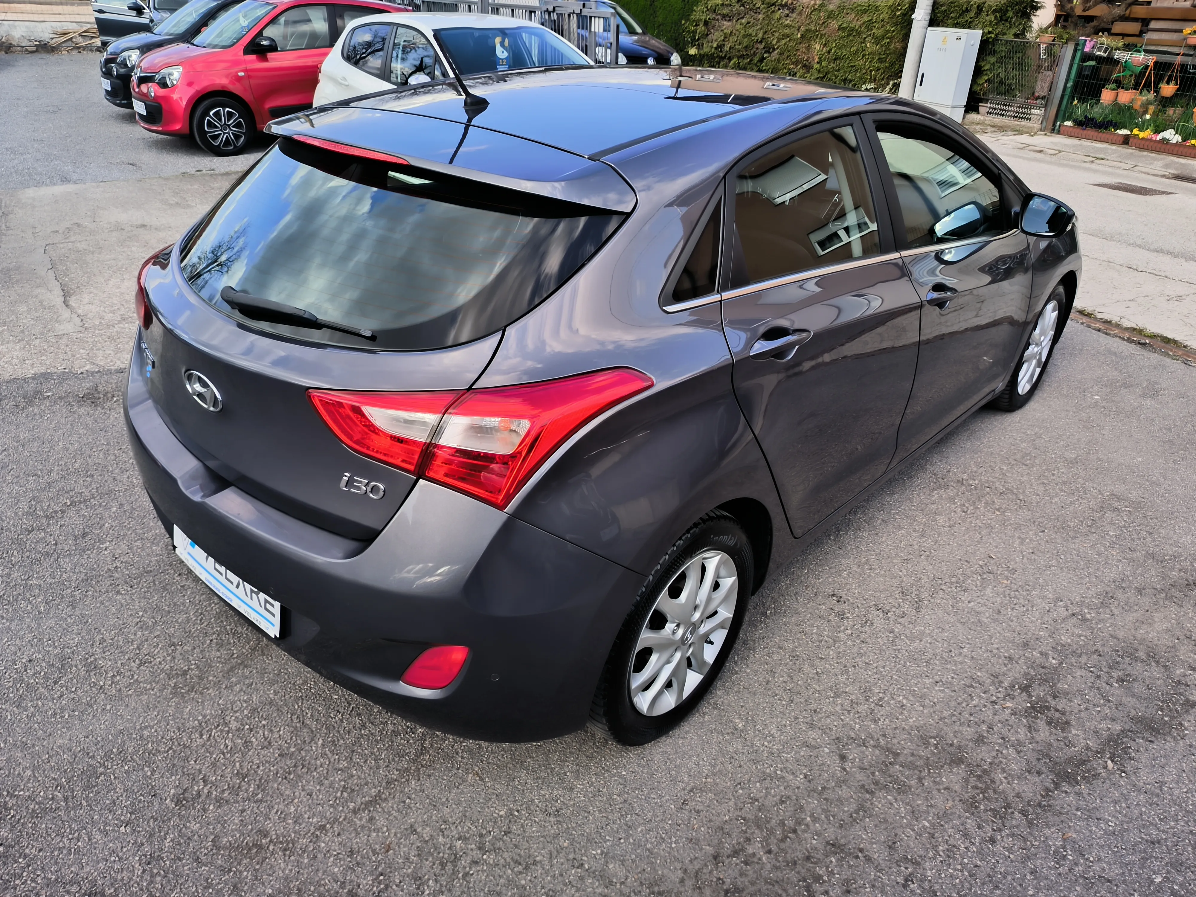 hyundai i30 1,4 crdi, edition, servisna, jamstvo, reg. 1 godinu - slika 9