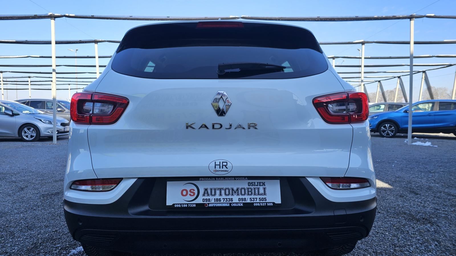 renault kadjar 1.5 dci,navigacija,led,tempomat,alu 17,pdc,abs,odličan - slika 4