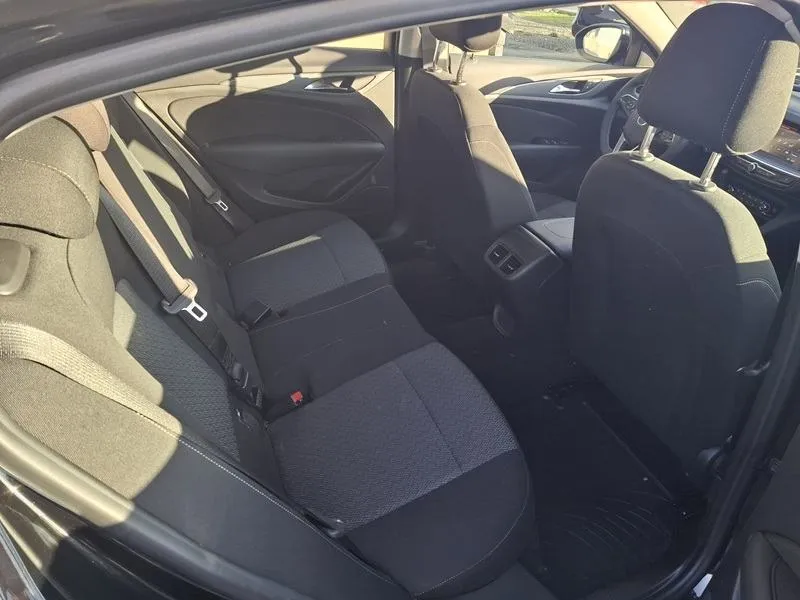 opel insignia 1,6 cdti*136ks*klima*tempomat* - slika 12