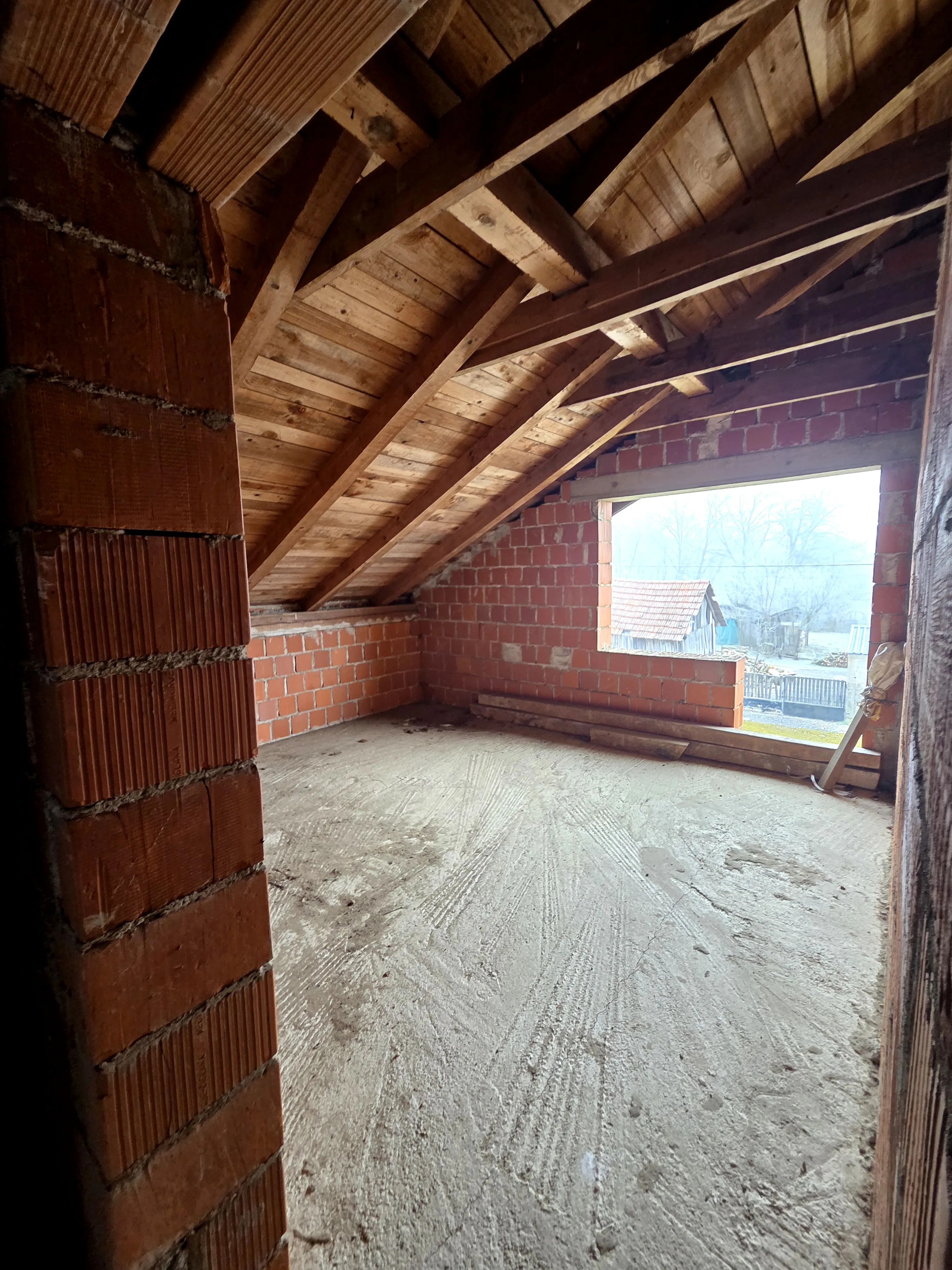 kuća: sivica, podturen, 157.00 m2 (prodaja) - slika 12