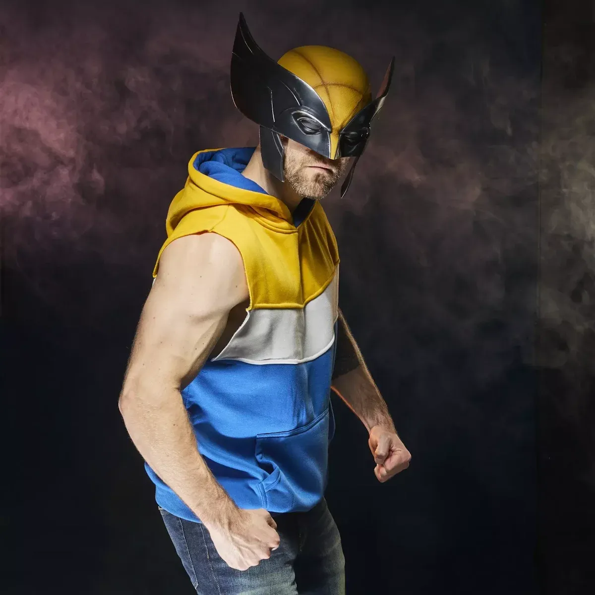 marvel legends series – wolverine premium roleplay mask - slika 9