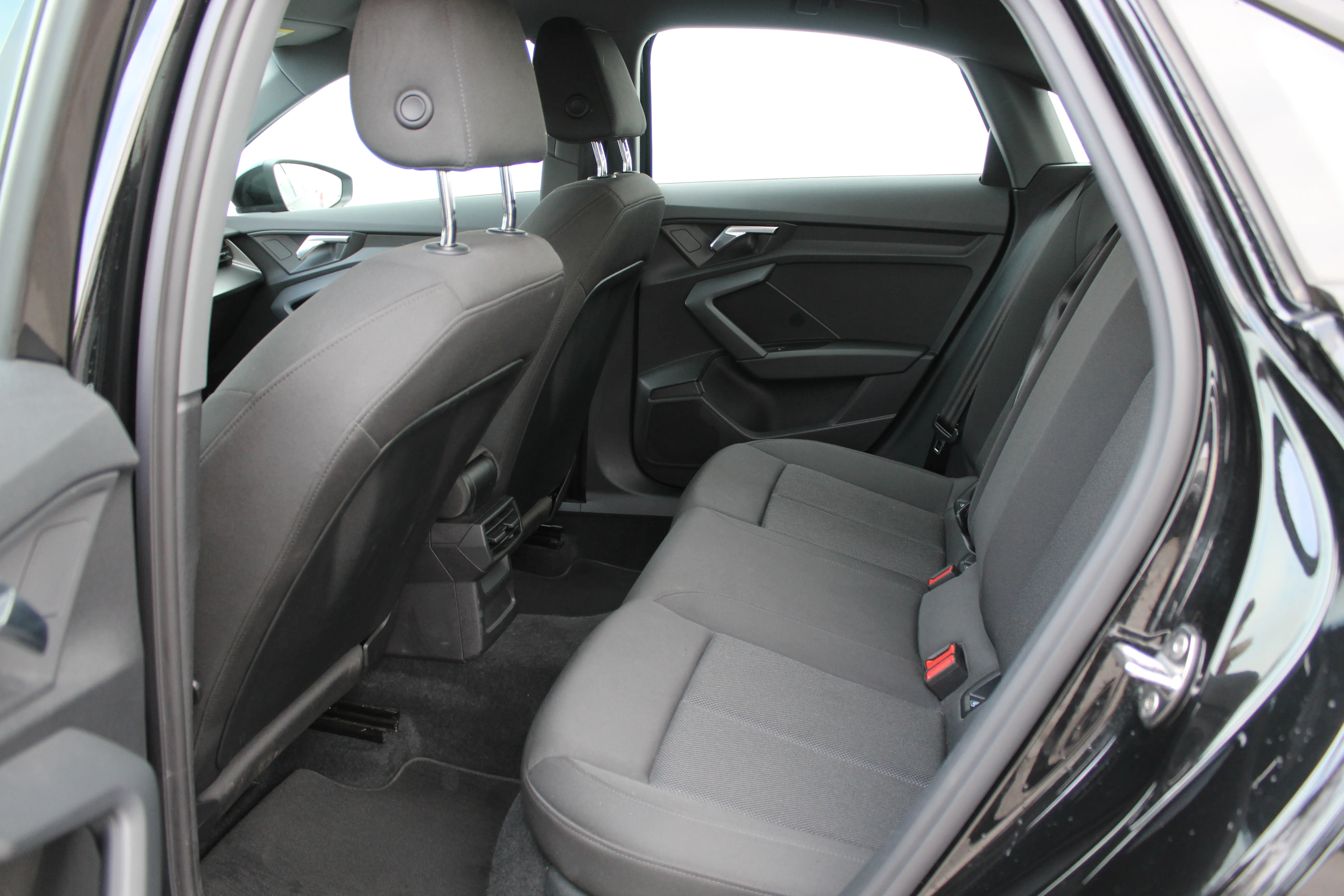 13075 audi a3 limousine 30tdi - slika 11