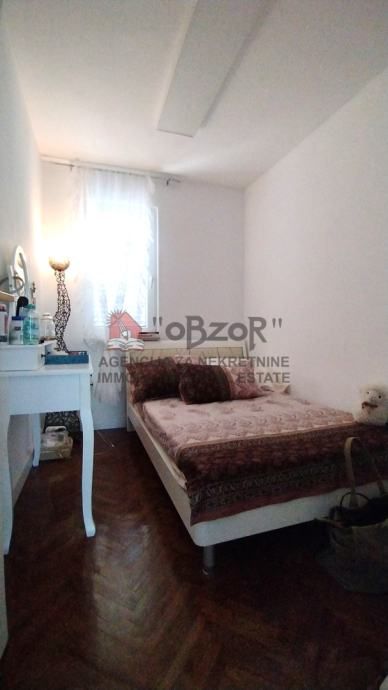 biograd na moru, trosoban namješten stan-150m od mora - slika 12
