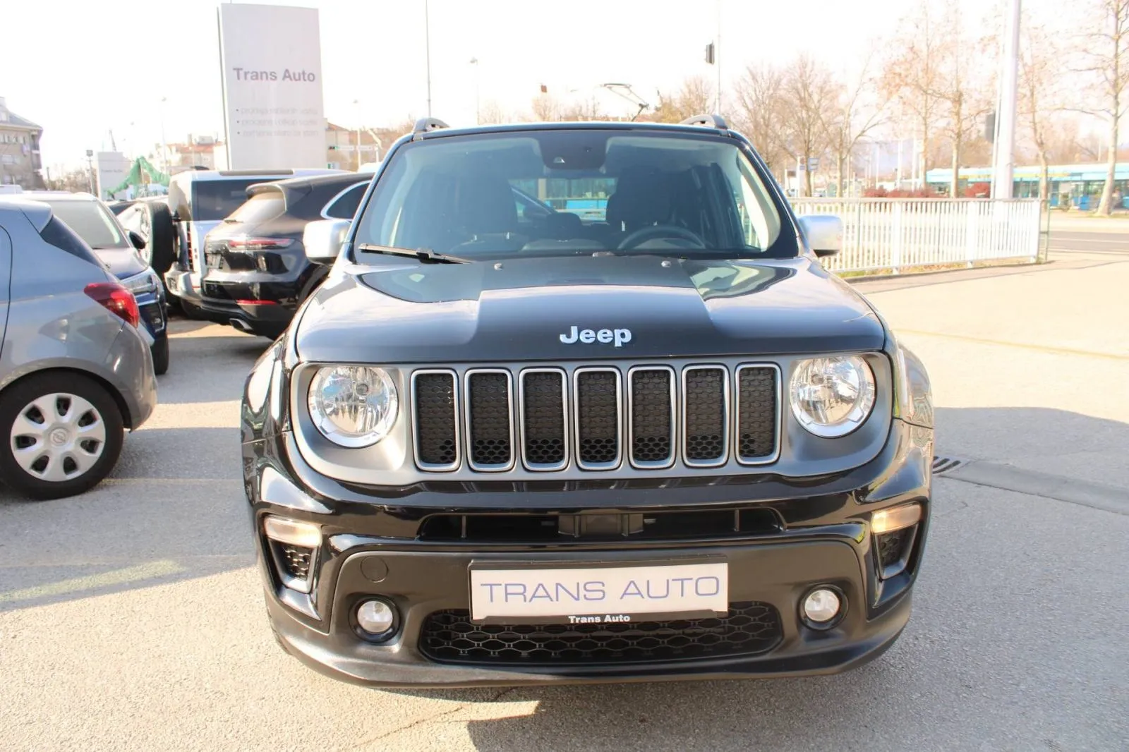 jeep renegade 1.3 t4 phev limited 4x4 automatik - slika 2