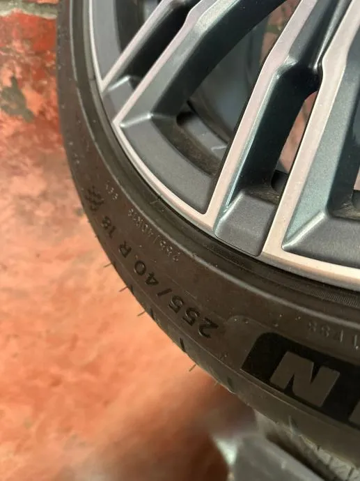 gume michelin pilot sport 4 zp 255/40 r18 - slika 3