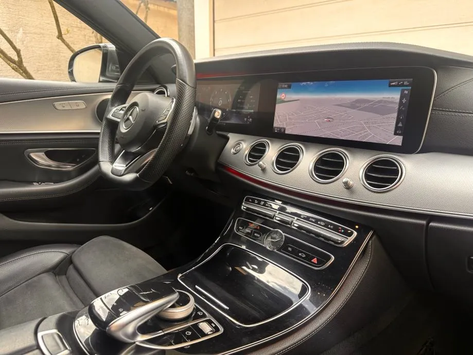 **mercedes e200d amg line, automatic, led** - slika 16