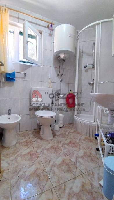 pridraga-visoka prizemnica s pogledom na more - slika 19