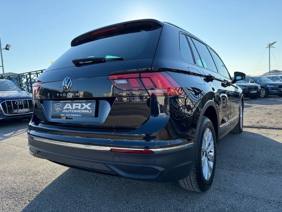 vw tiguan 2,0 tdi dsg °navi°adaptivni tempomat°leasing bez učešća° - slika 8
