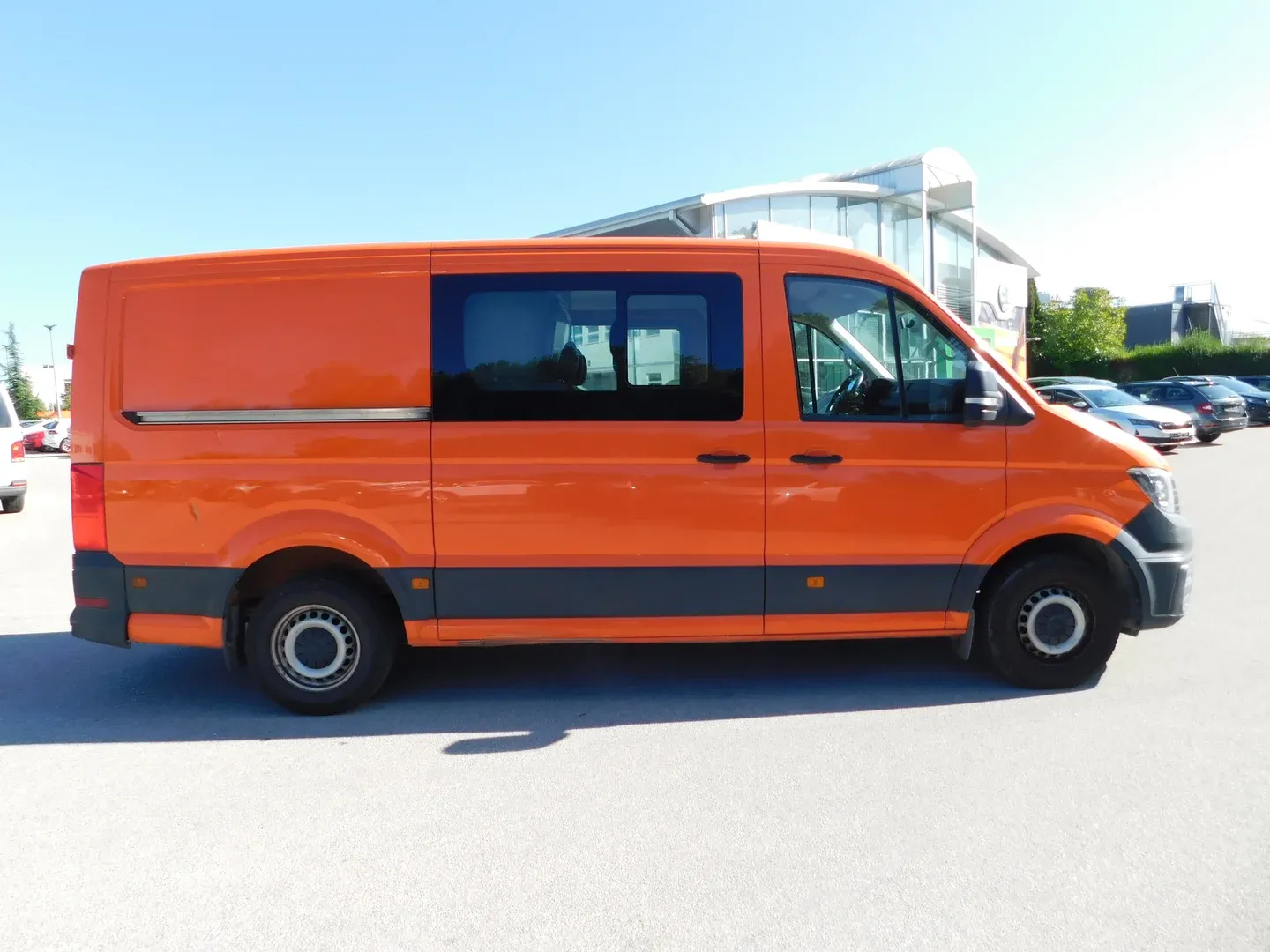 12504 vw crafter furgon 35 2,0 tdi l3h2 - slika 4
