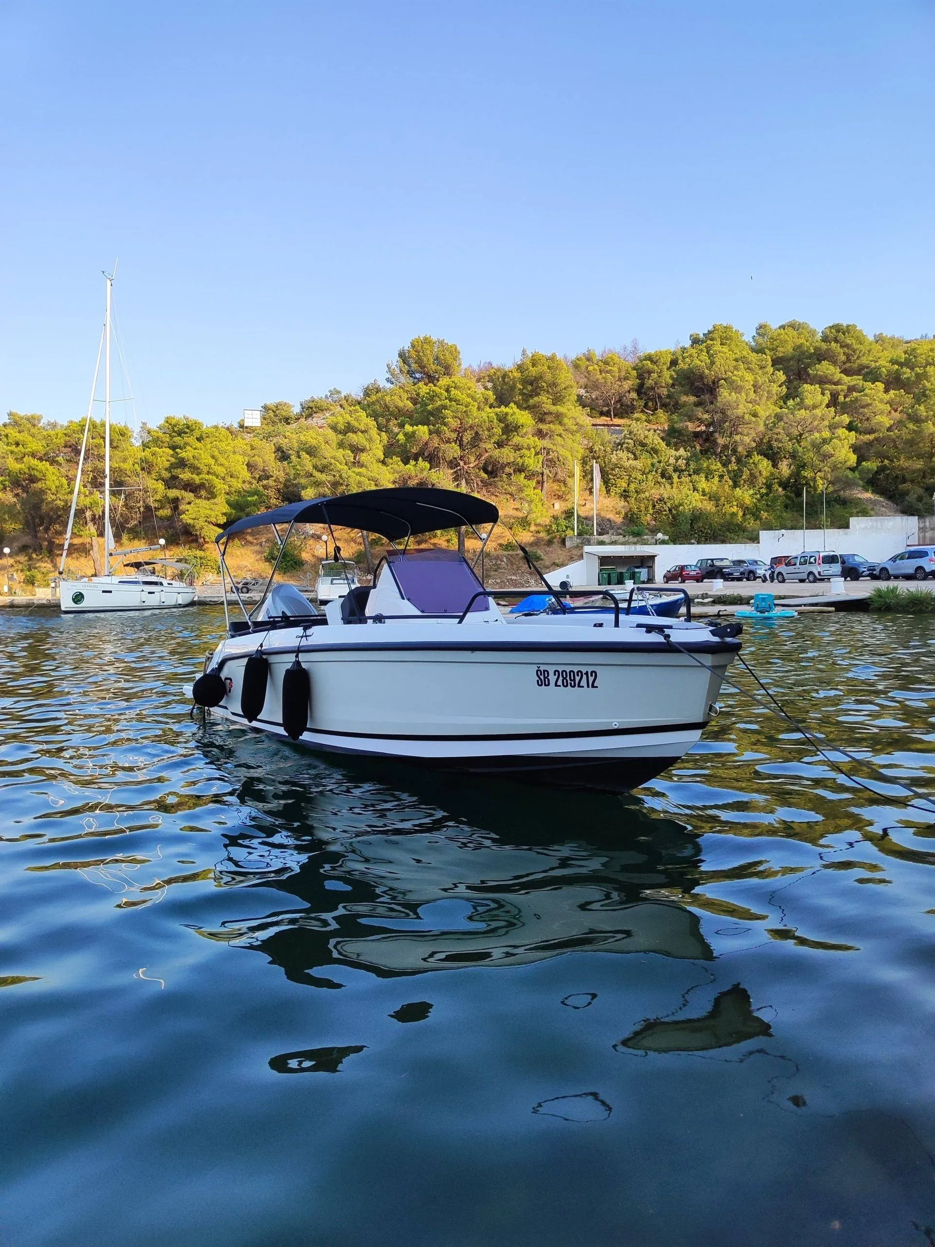 najam broda - compass 7s - 175hp (2024) - slika 4