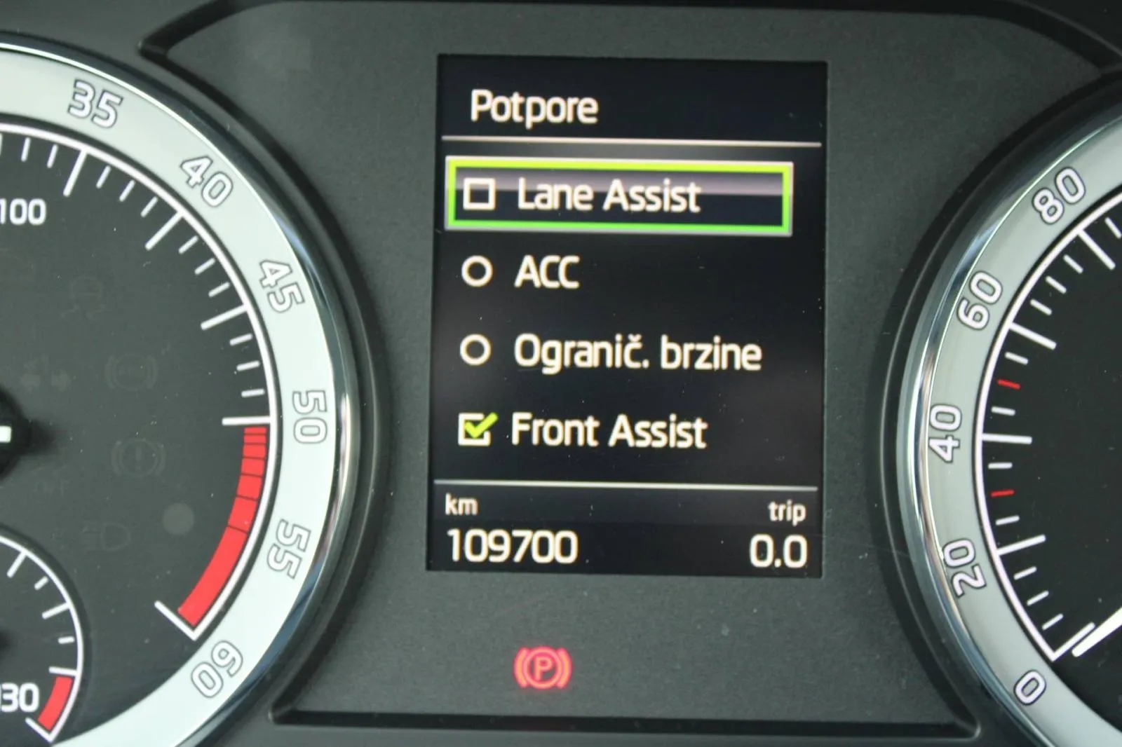 škoda karoq 2.0 tdi dsg *led, navigacija, kamera* - slika 20