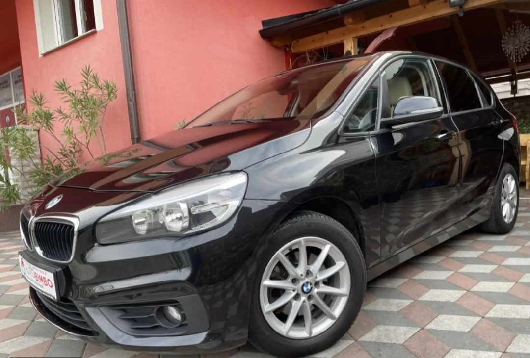 bmw 2 a.tourer 216d koža navi top stanje - slika 4