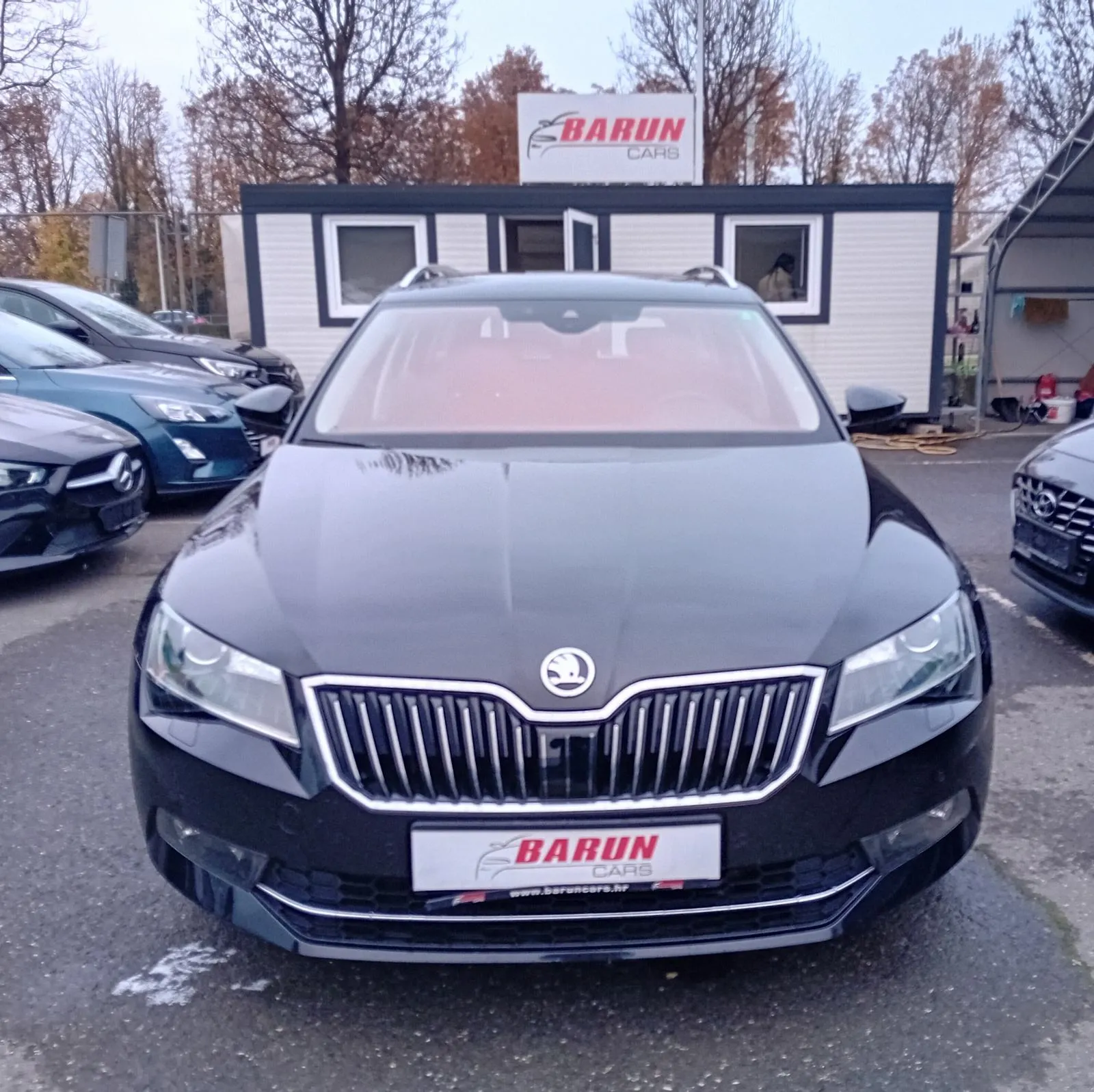 škoda superb combi 2,0 tdi ,do 2 godine jamstva,u sustavu pdv-a. - slika 14