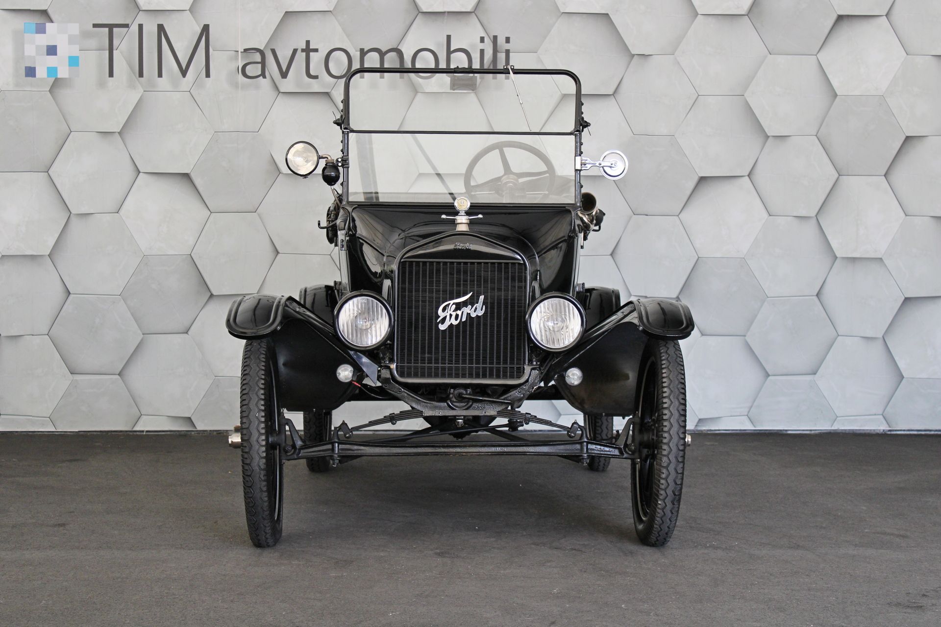 ford model t convertible - restavriran - slika 5