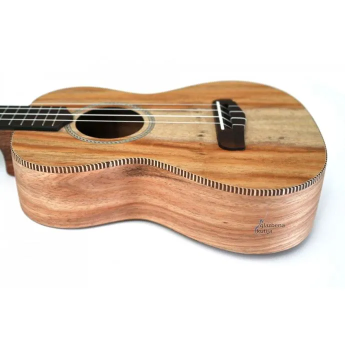 apc tt tenor ukulele - slika 5