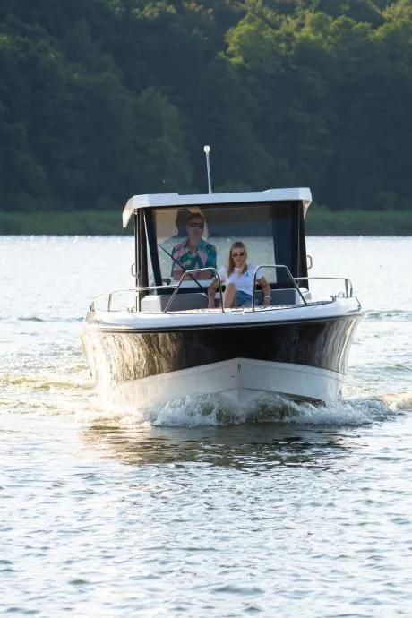marion 722 pilothouse - slika 11