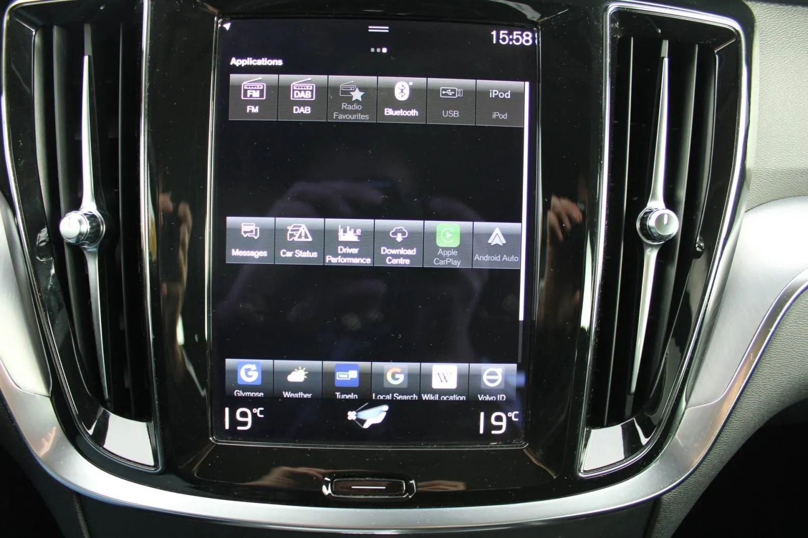 volvo v60 2.0d b4 automatik *led, navigacija, kamera* - slika 7