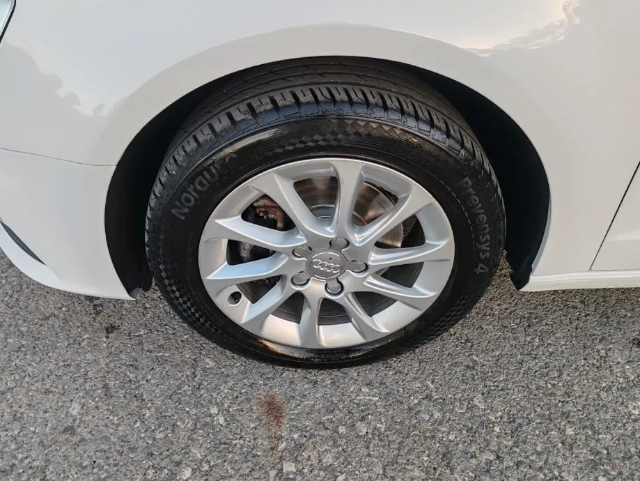 audi a3 1,6 tdi , 2015 g. 197000 km kartice 24/36 rata - slika 7