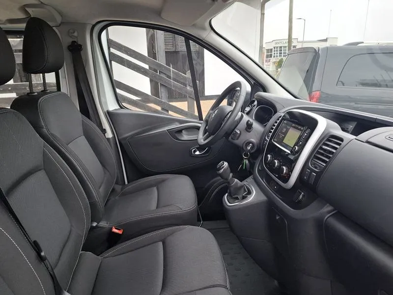 renault trafic 2.0 dci*130ks*klima*navigacija*tempomat* - slika 15