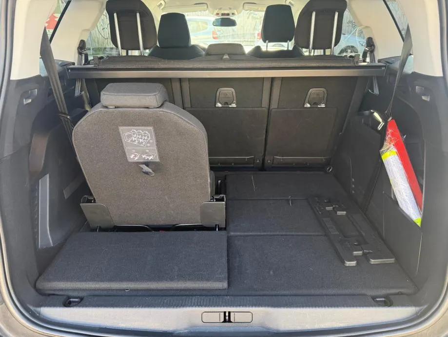 peugeot 5008 1,5 bluehdi, 7 sjedala, navi, pdc, 4x garancije! - slika 13